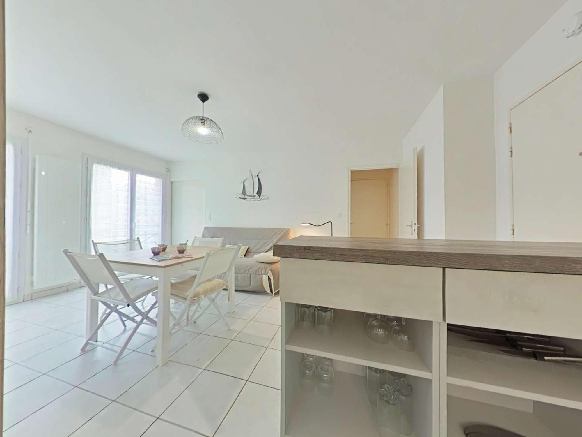 Appartement 2 Pieces Avec Parking Prive, Proche Plage Et Commerces, Saint-Gilles-Croix-De-Vie - Fr-1-224-783 Exterior photo